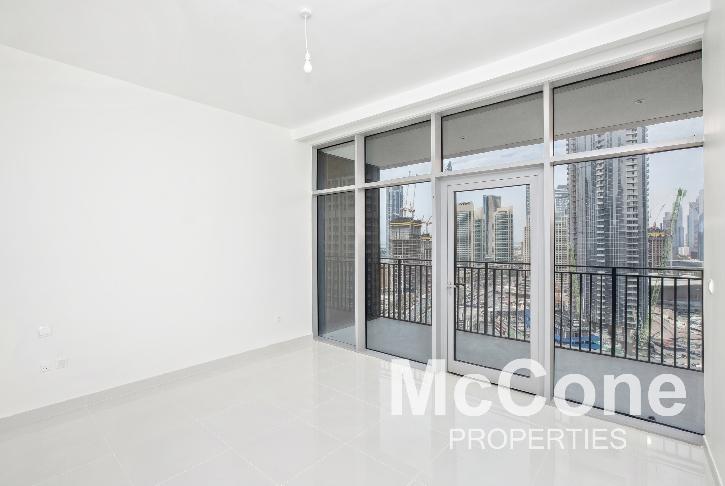 2 Bedroom Apartment for Sale in Boulevard Crescent Tower 2, Downtown Dubai — photo 6 of 17