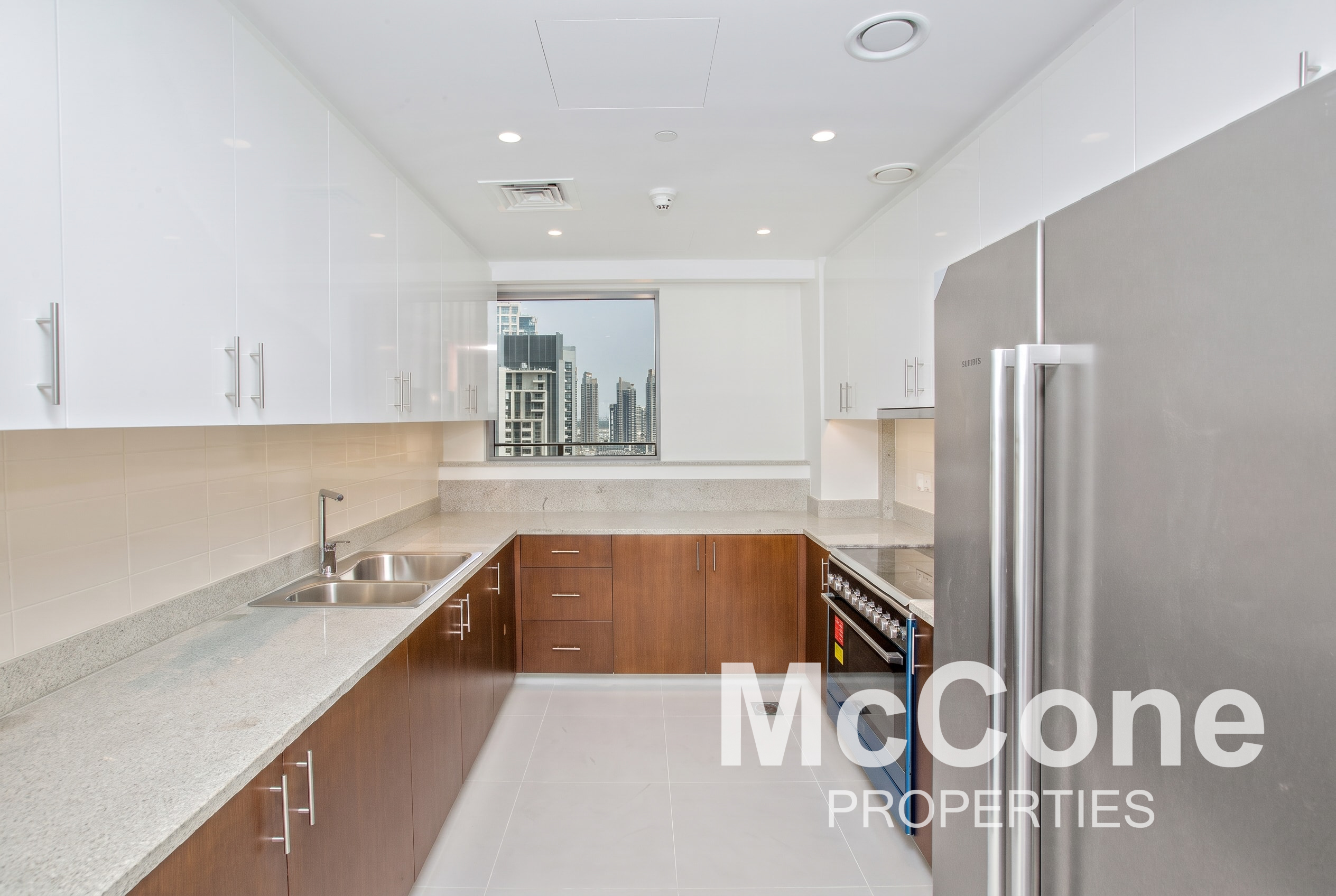 2 Bedroom Apartment for Sale in Boulevard Crescent Tower 2, Downtown Dubai — photo 5 of 17