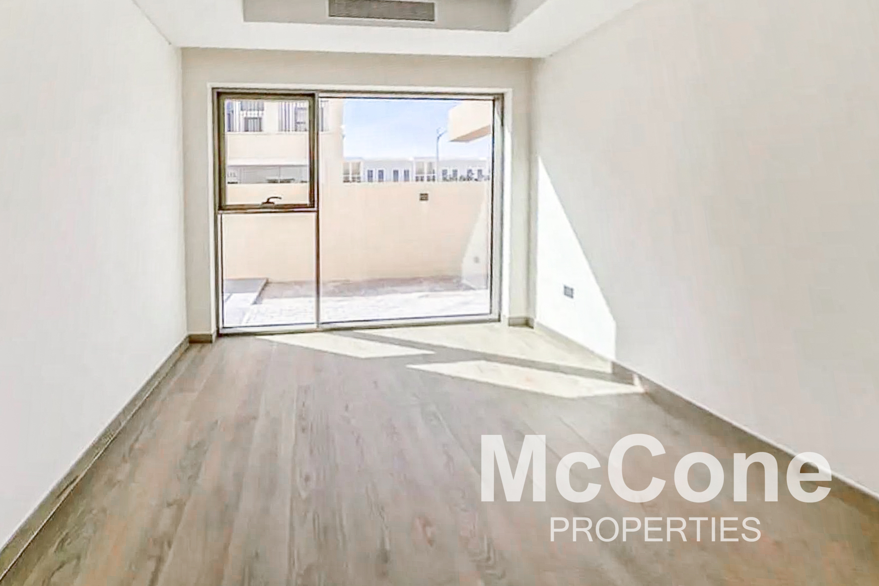 5 Bedroom Townhouse for Sale in Malta, Damac Lagoons — photo 9 of 11