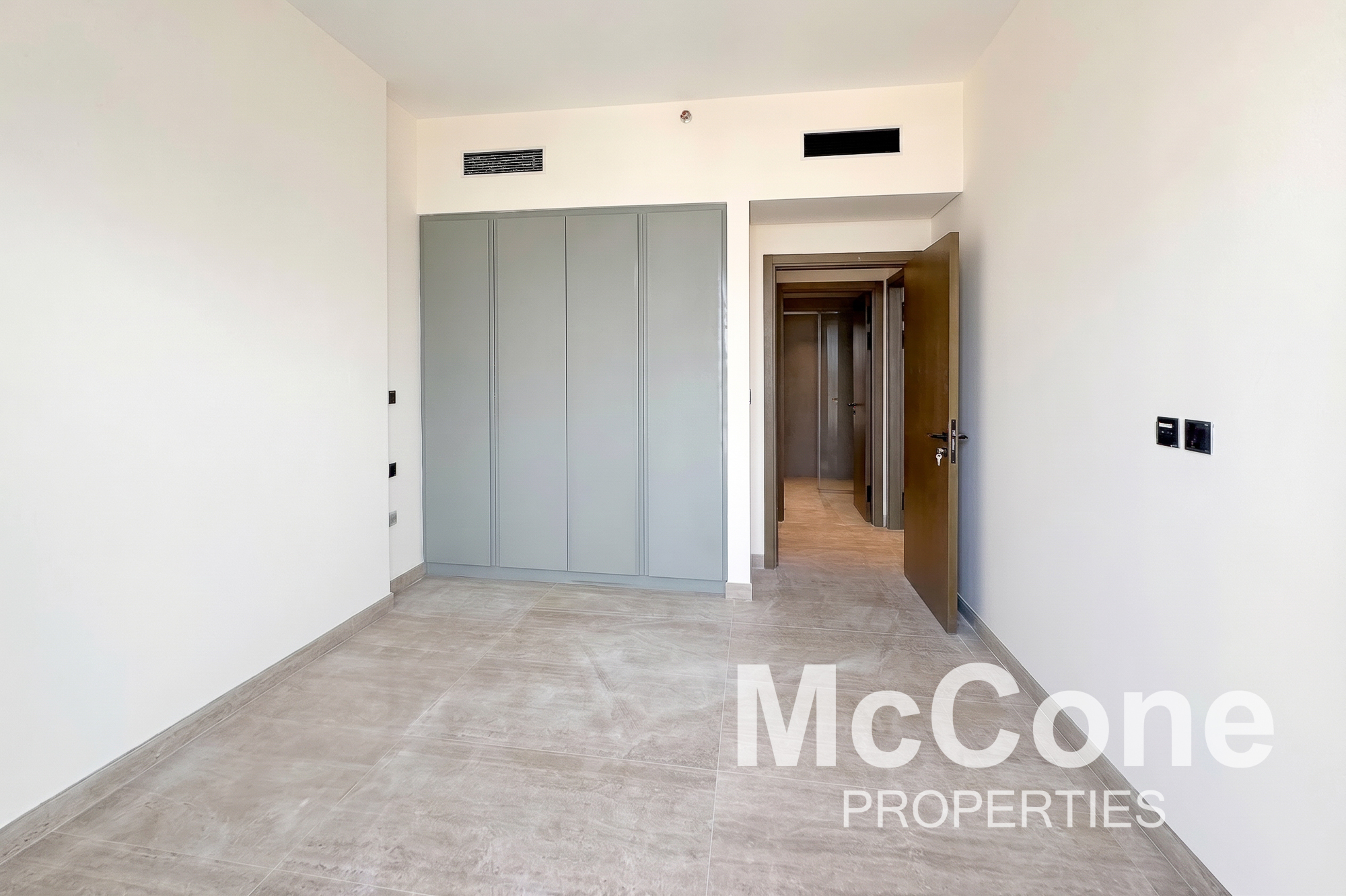 3 Bedroom Apartment for Sale in Helvetia Residences, Jumeirah Village Circle — photo 6 of 19