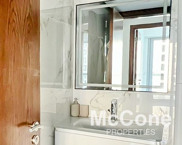 1 Bedroom Apartment for Sale in 8 Boulevard Walk, Downtown Dubai — photo 9 of 12