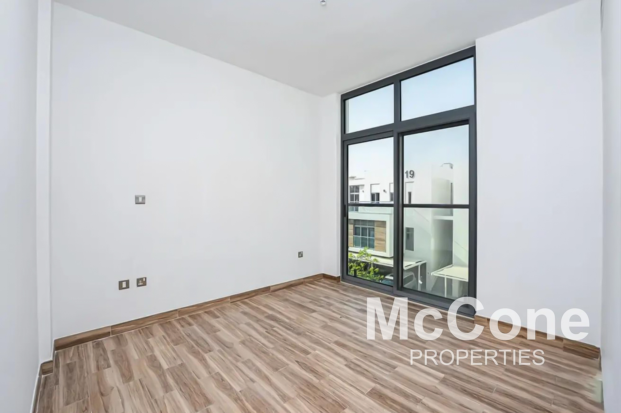 3 Bedroom Apartment for Sale in The Pulse Townhouses, Dubai South (Dubai World Central) — photo 5 of 15
