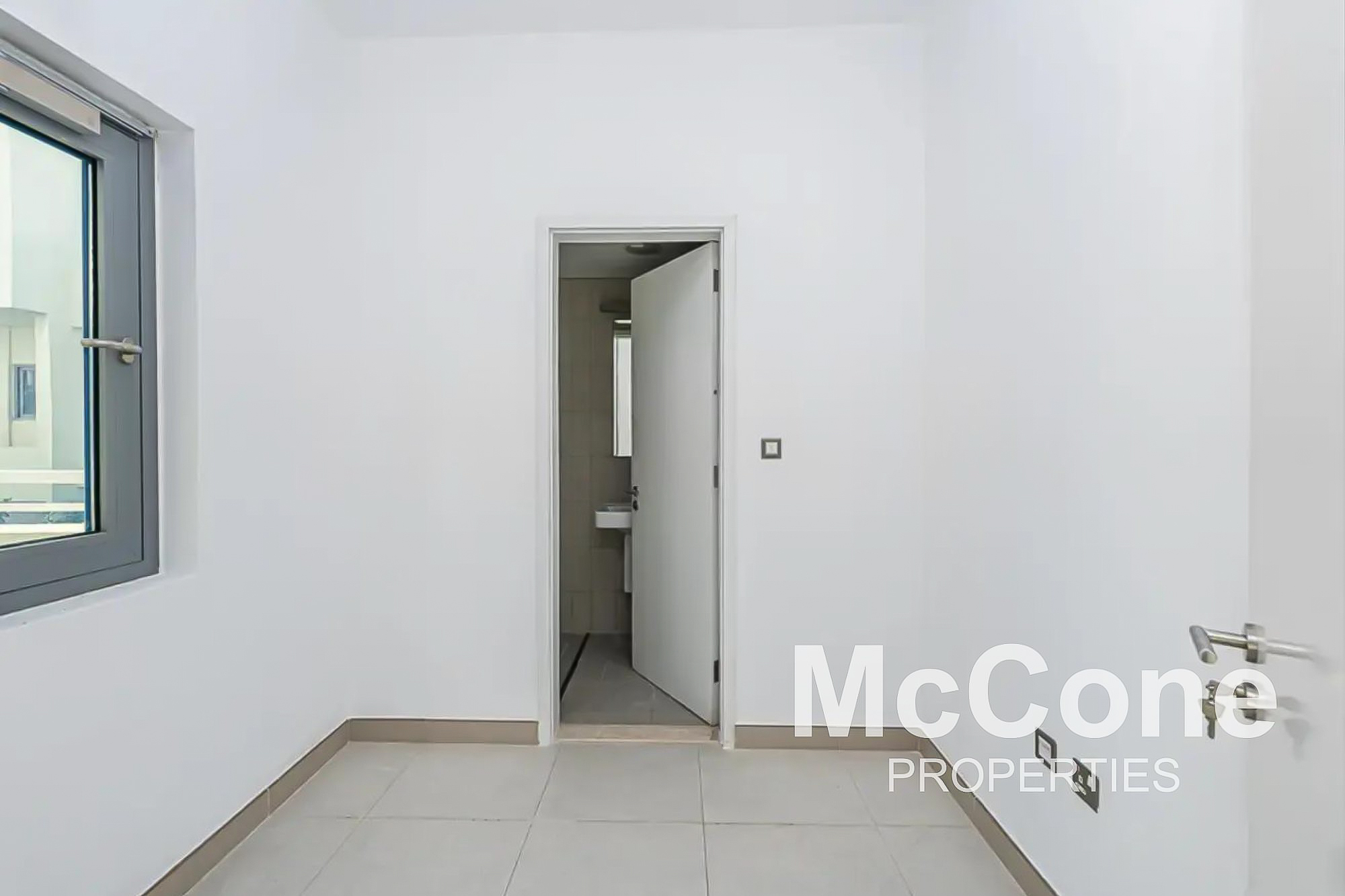 3 Bedroom Apartment for Sale in The Pulse Townhouses, Dubai South (Dubai World Central) — photo 6 of 15