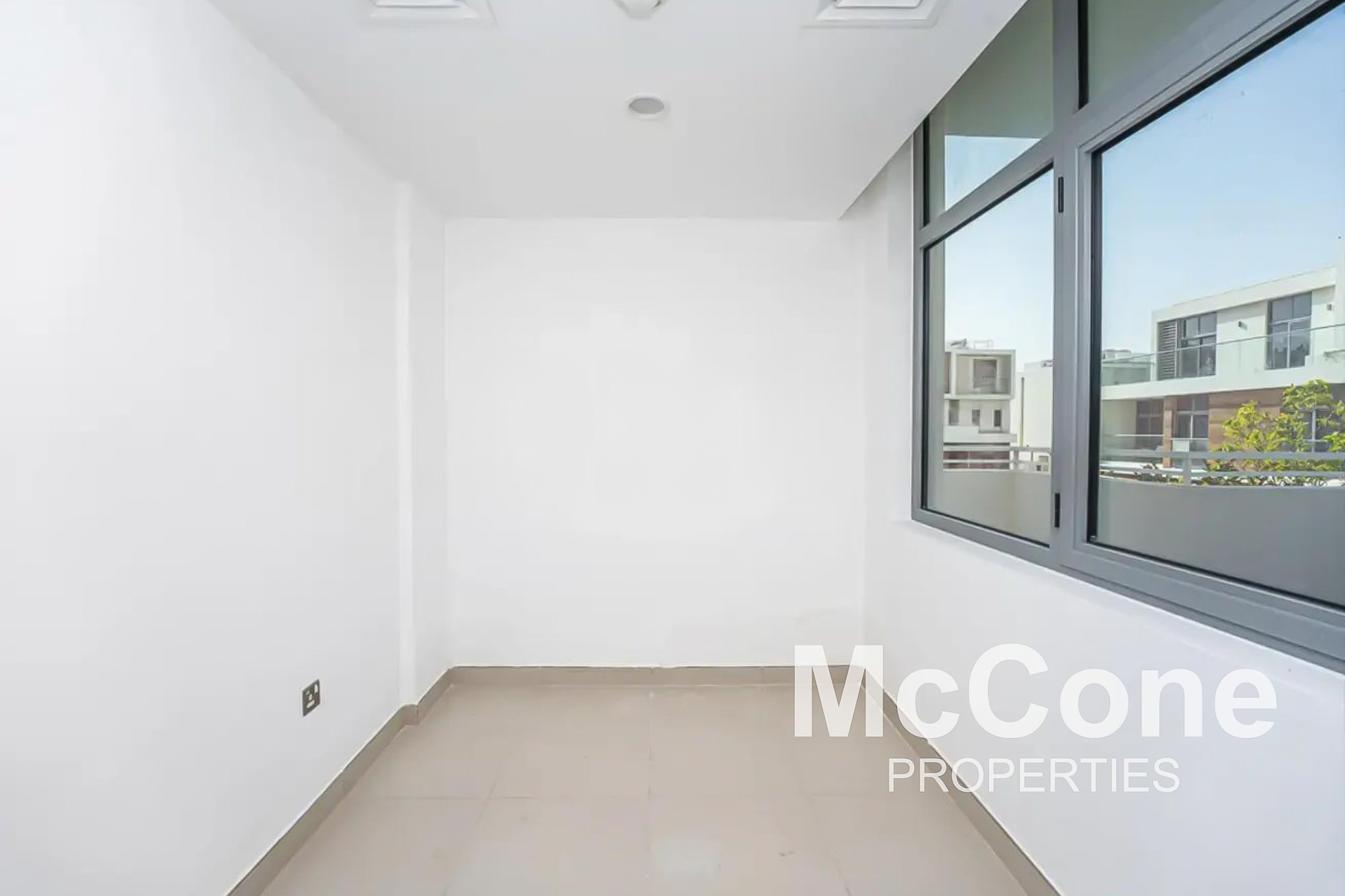 3 Bedroom Apartment for Sale in The Pulse Townhouses, Dubai South (Dubai World Central) — photo 8 of 15
