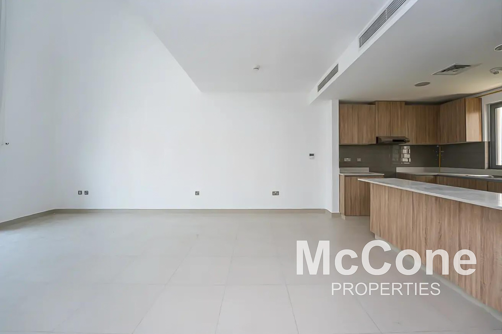3 Bedroom Apartment for Sale in The Pulse Townhouses, Dubai South (Dubai World Central) — photo 2 of 15