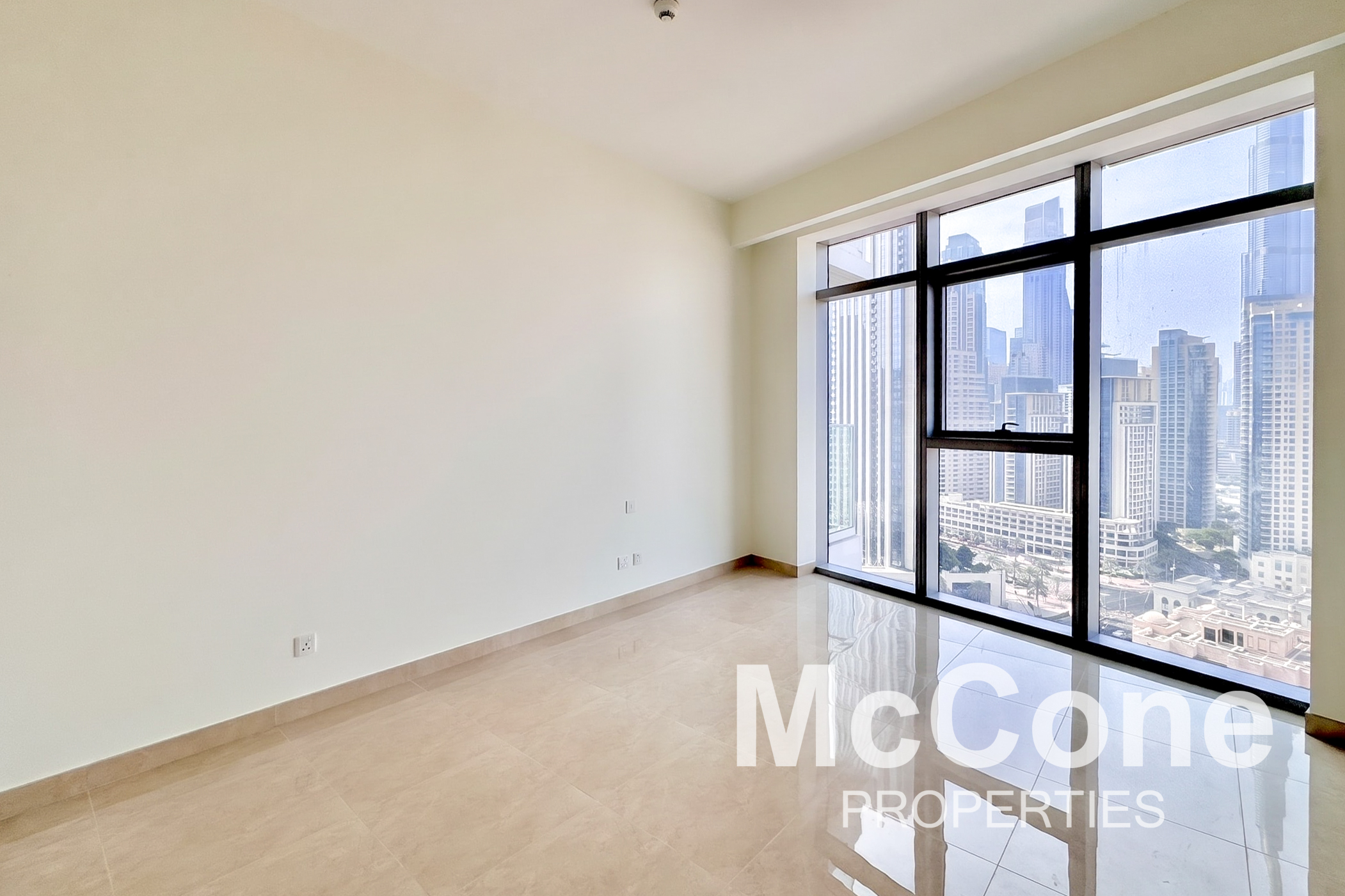 3 Bedroom Apartment for Sale in Imperial Avenue, Downtown Dubai — photo 4 of 11