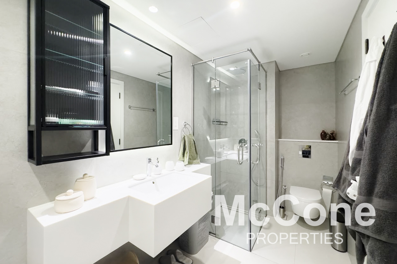 2 Bedroom Apartment for Sale in Cubix Residences, Jumeirah Village Circle — photograph 12 of 18