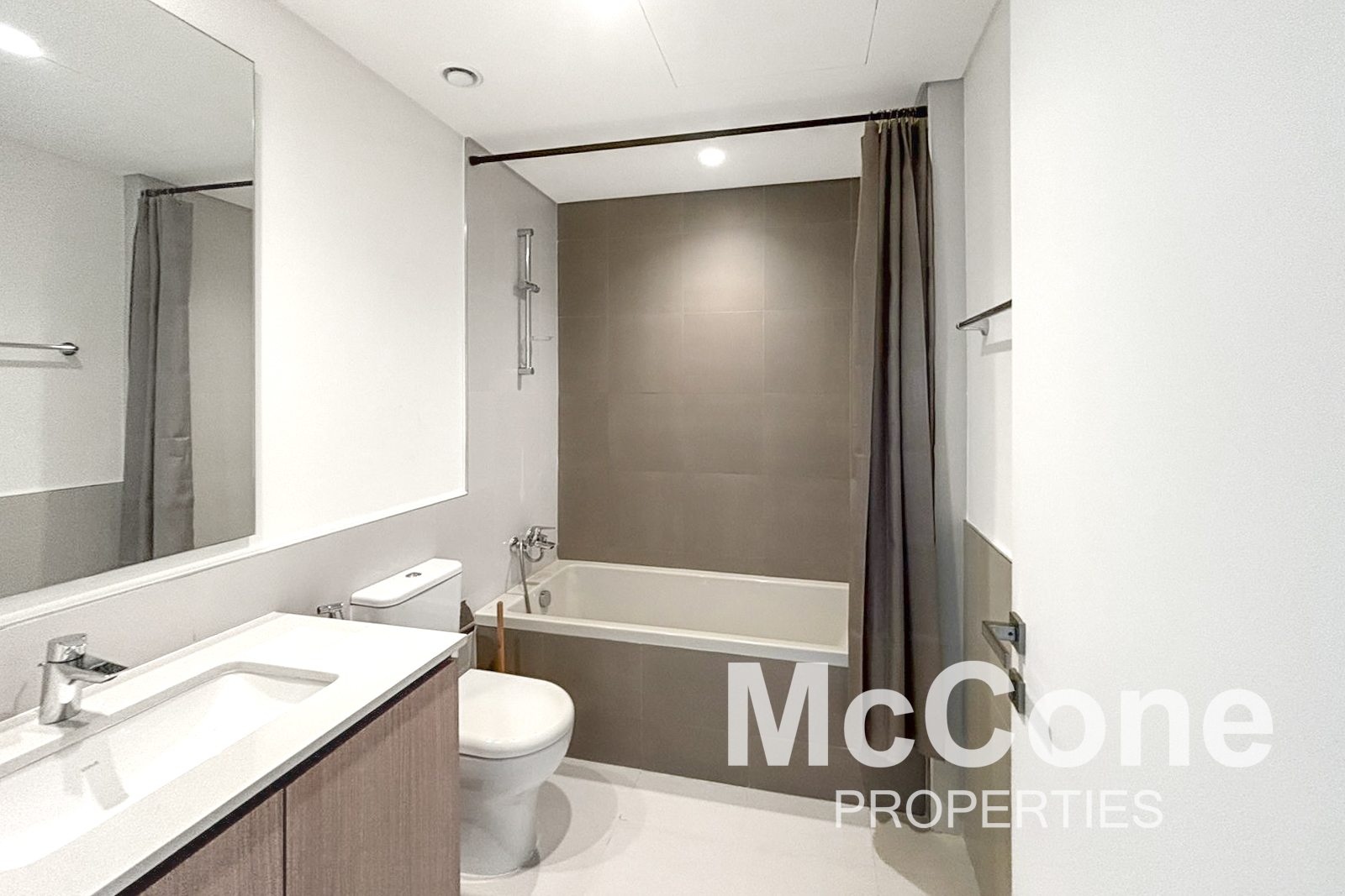 4 Bedroom Villa for Sale in Parkside 1, Dubai South (Dubai World Central) — photograph 16 of 23