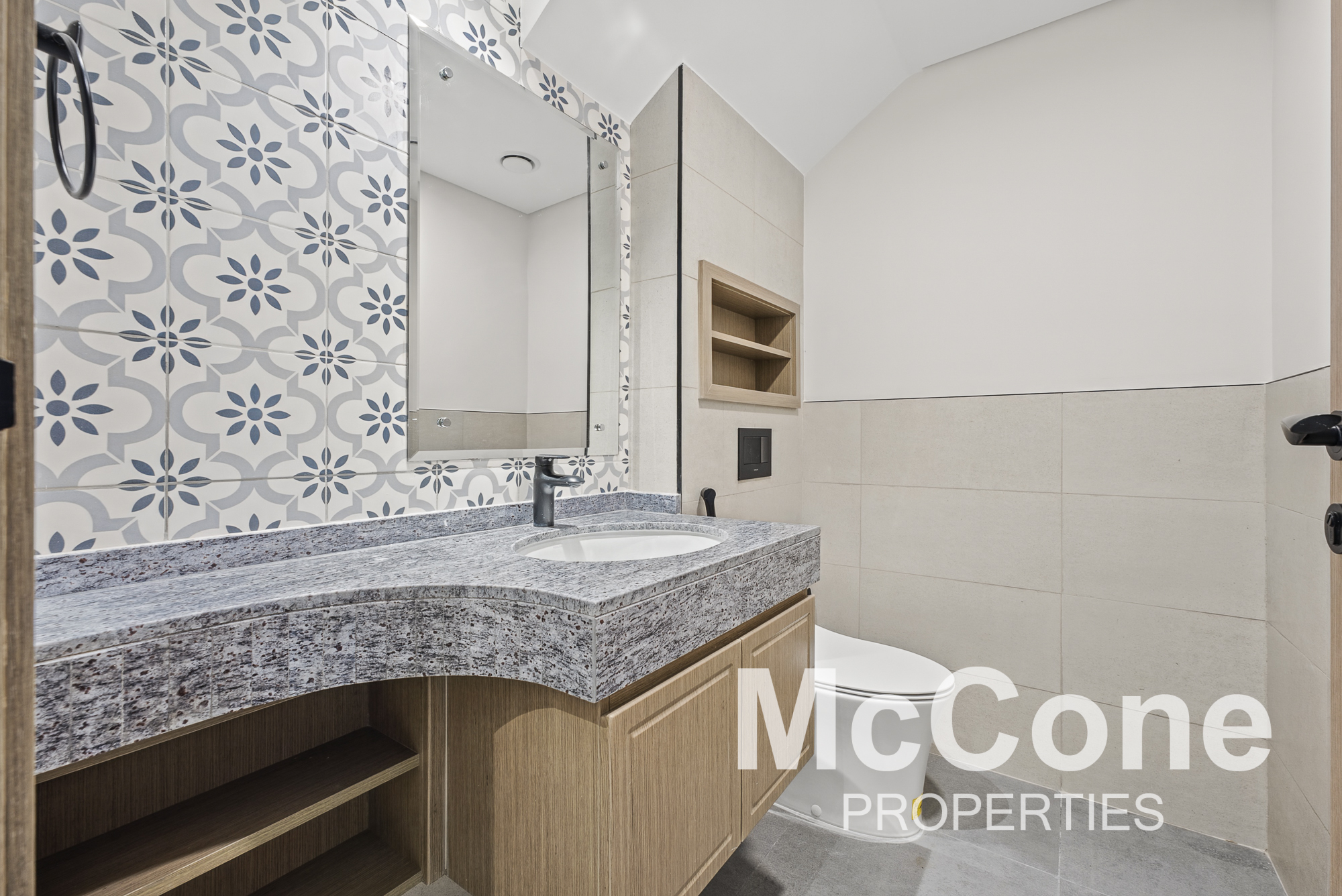 5 Bedroom Townhouse for Sale in Santorini, Damac Lagoons — photo 8 of 30