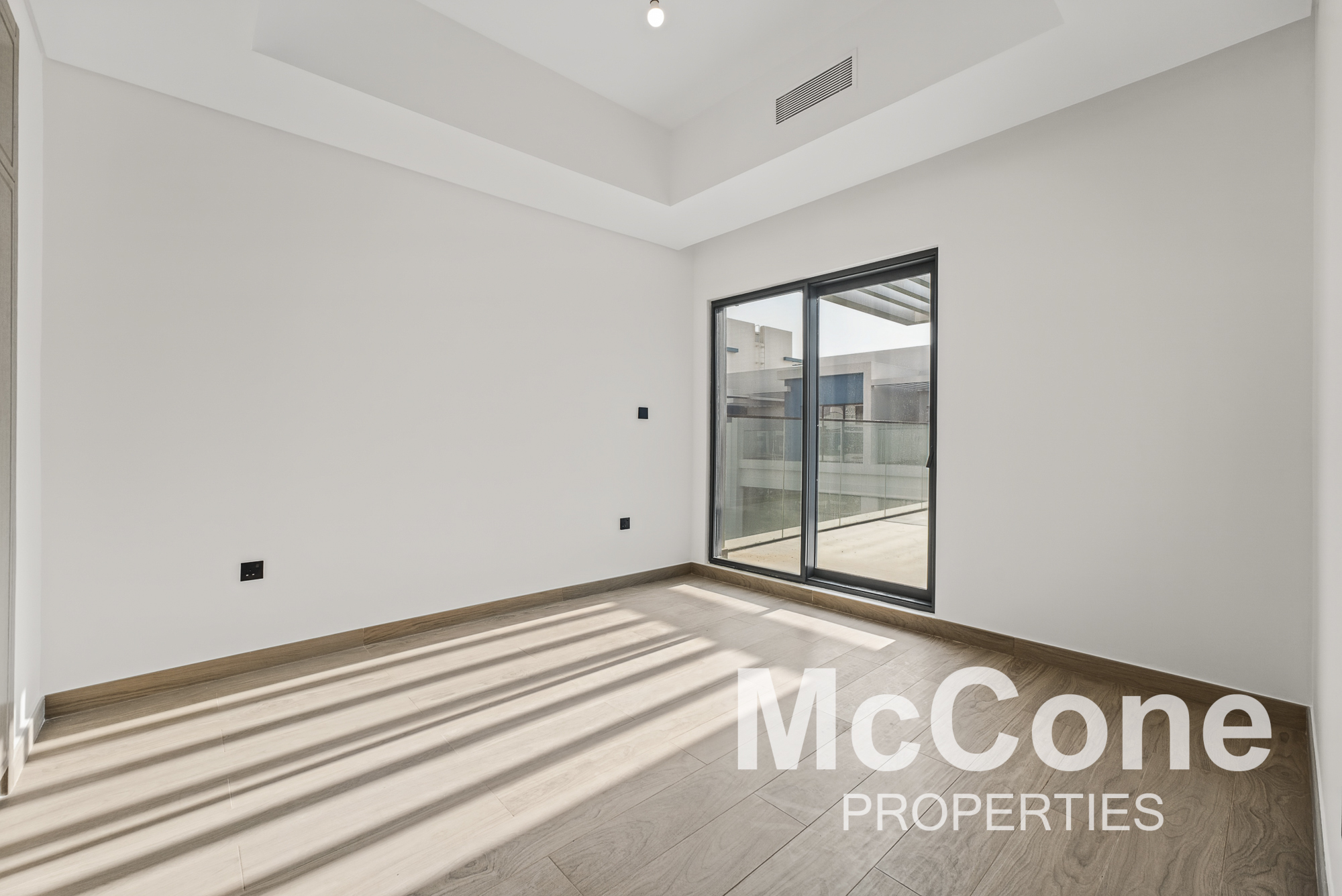 5 Bedroom Townhouse for Sale in Santorini, Damac Lagoons — photograph 17 of 30