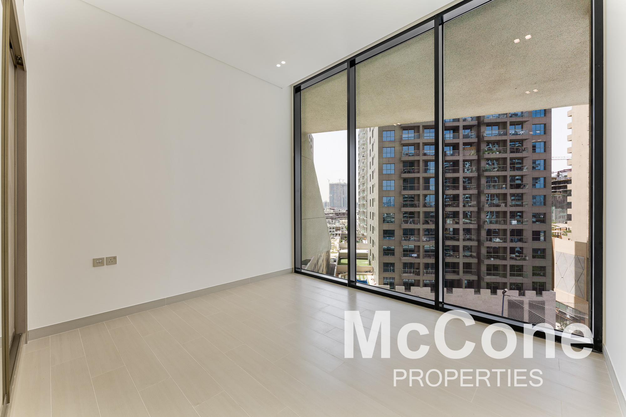 1 Bedroom Apartment for Sale in Binghatti Royale, Jumeirah Village Circle — photo 7 of 10