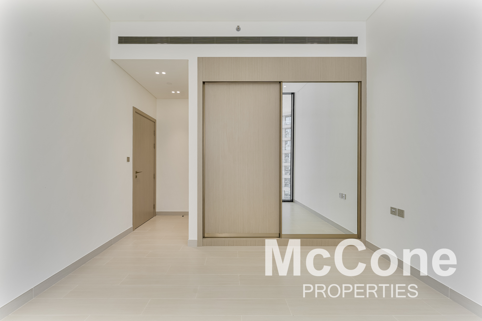1 Bedroom Apartment for Sale in Binghatti Royale, Jumeirah Village Circle — photo 8 of 10