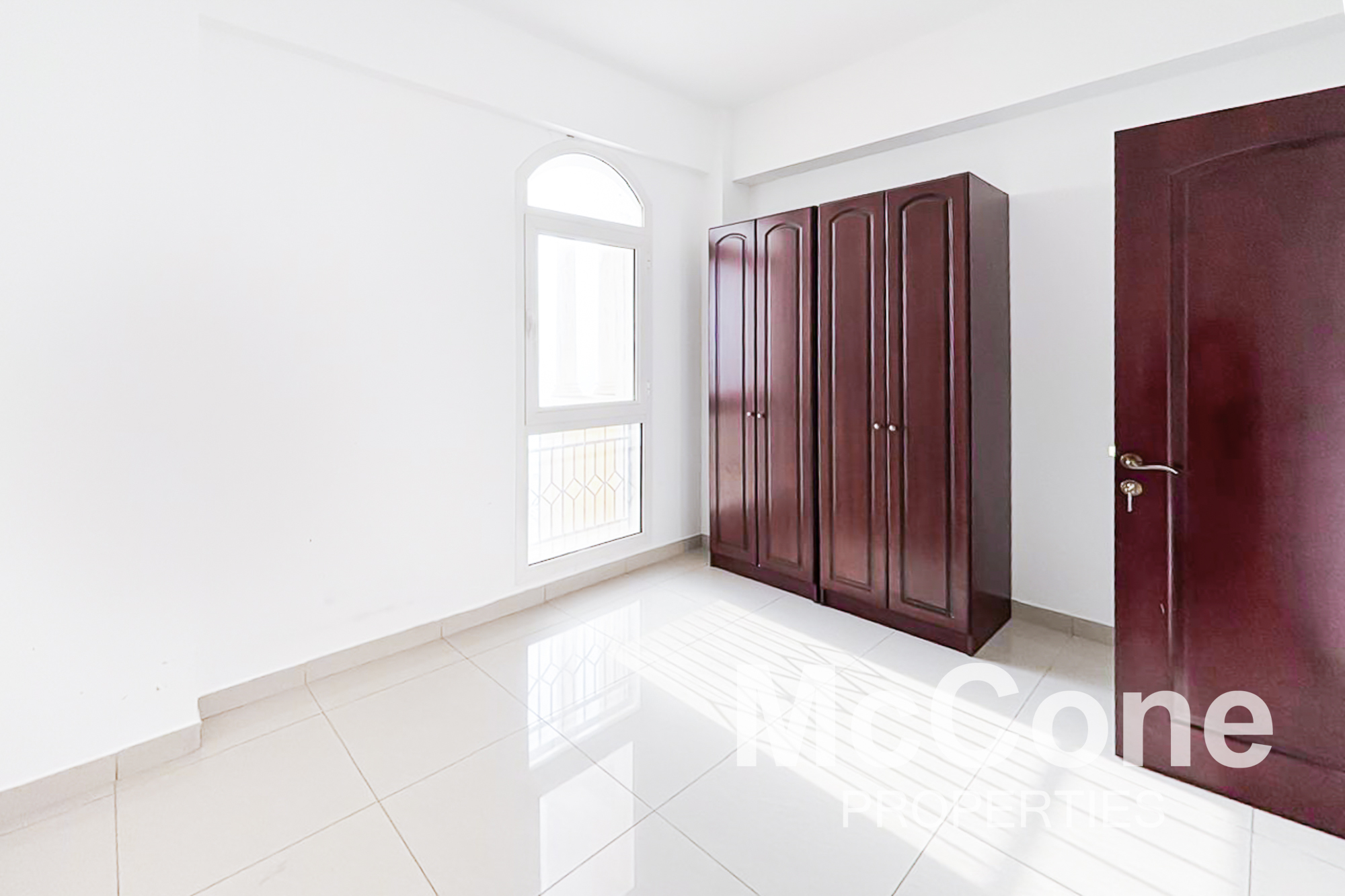 3 Bedroom Penthouse for Sale in Royal Breeze 2, Al Hamra Village — photograph 11 of 20
